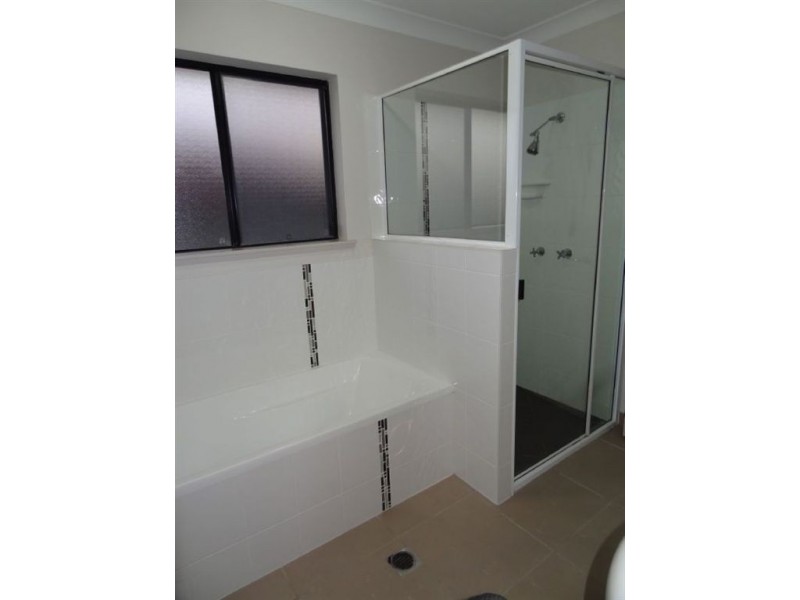 54 Sheedy Crescent, Marian QLD 4753