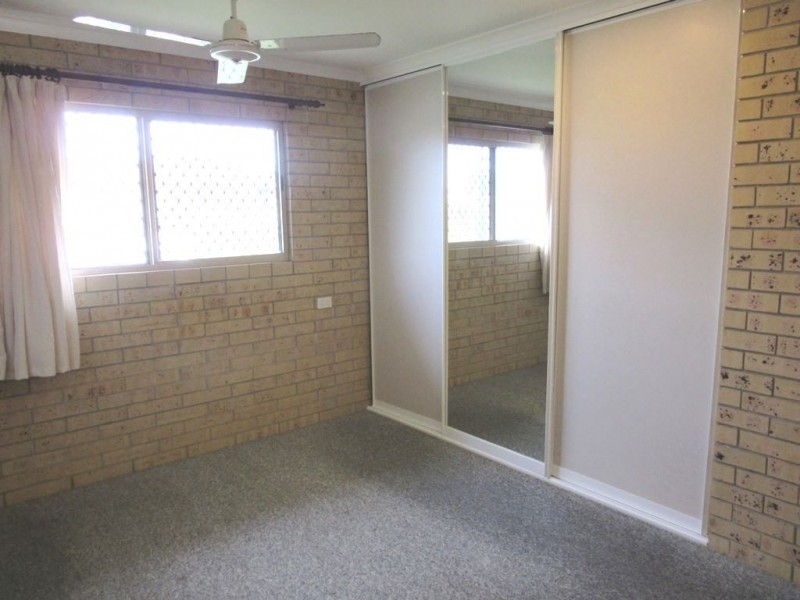 2/1 Don Wright Court, Andergrove QLD 4740