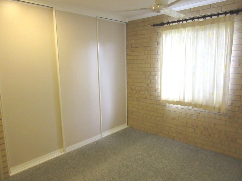 2/1 Don Wright Court, Andergrove QLD 4740