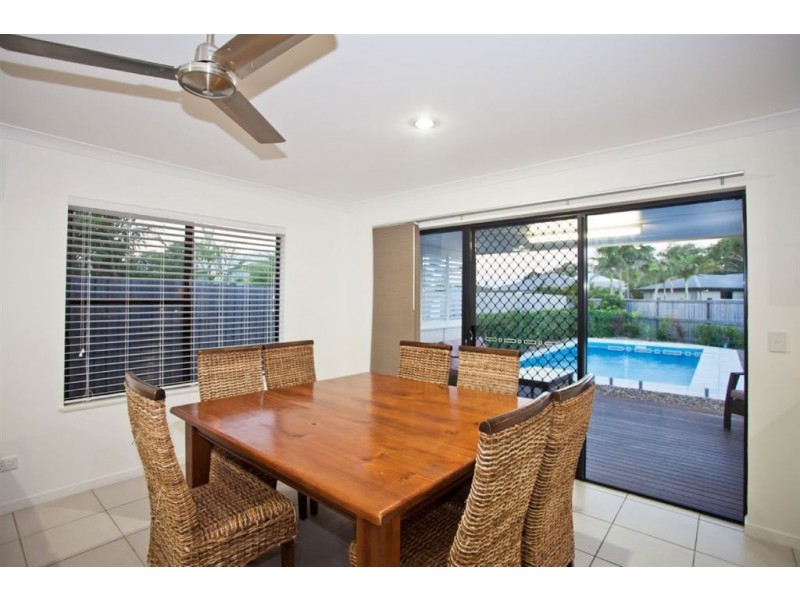 11 Friarbird Avenue, Blacks Beach QLD 4740
