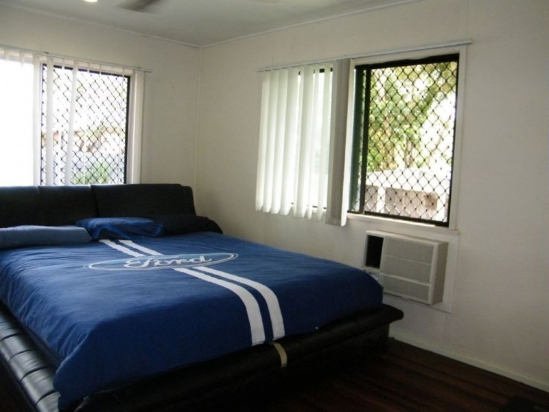 44 Davey Street, Glenella QLD 4740