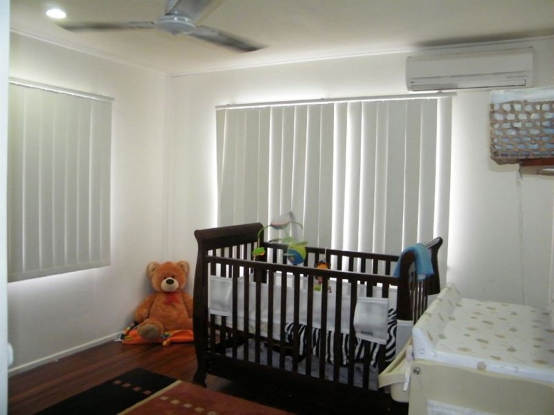 44 Davey Street, Glenella QLD 4740