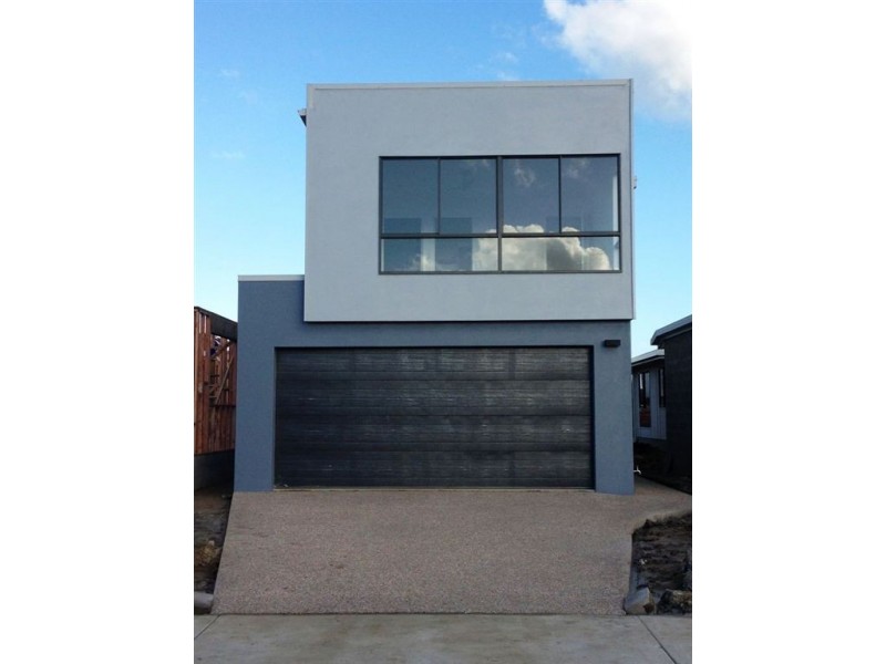 8 Reflection Street, Mackay QLD 4740