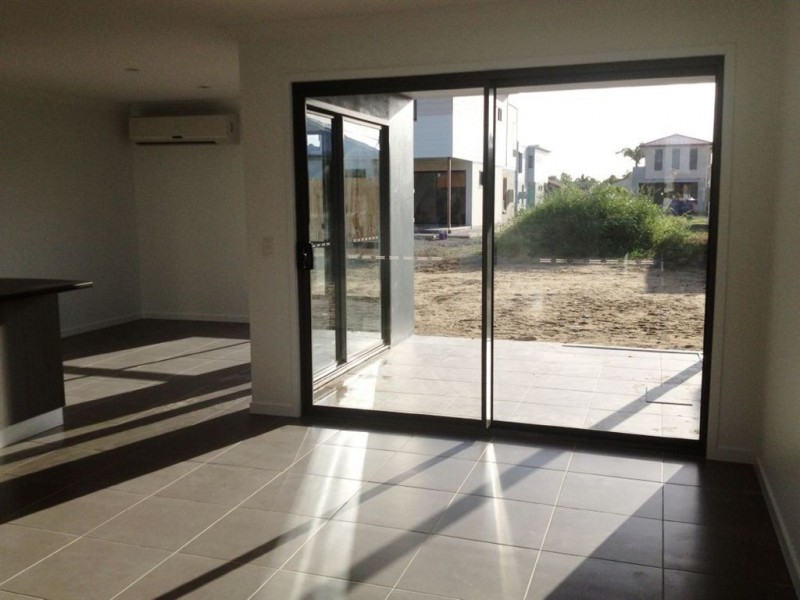 8 Reflection Street, Mackay QLD 4740