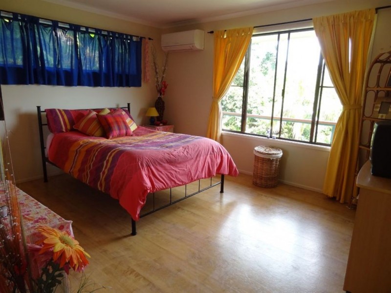 1 Muscats Access Road, Habana QLD 4740