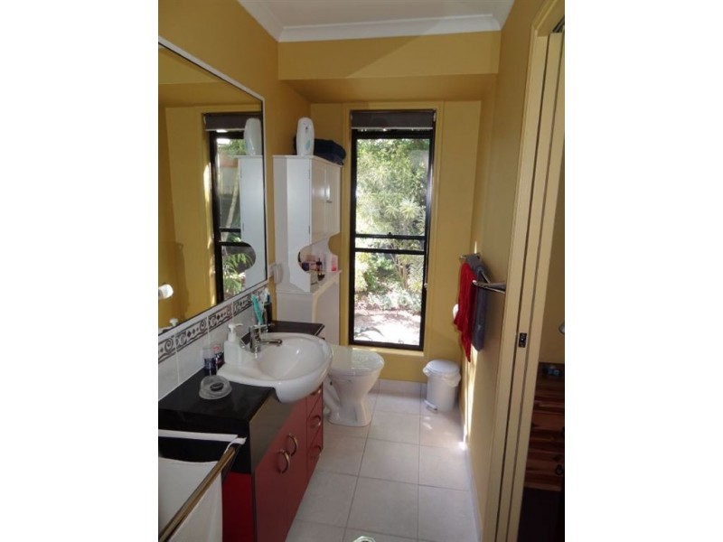 6 Schnapper Court, Andergrove QLD 4740