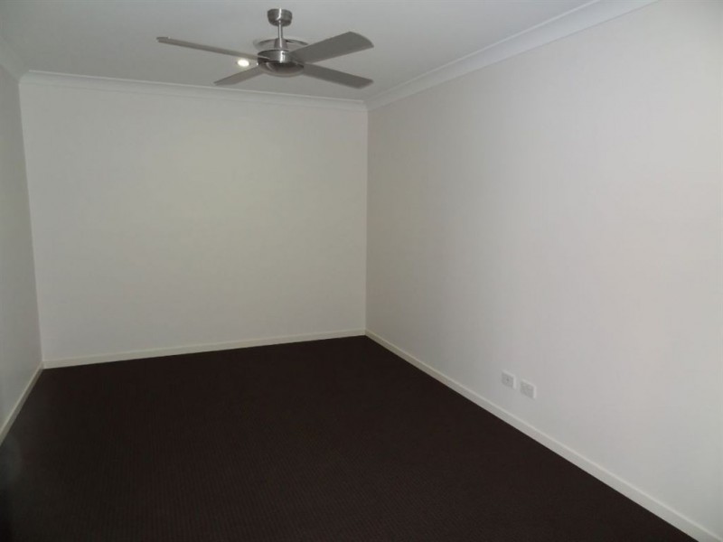 3 Armstrong Court, Marian QLD 4753