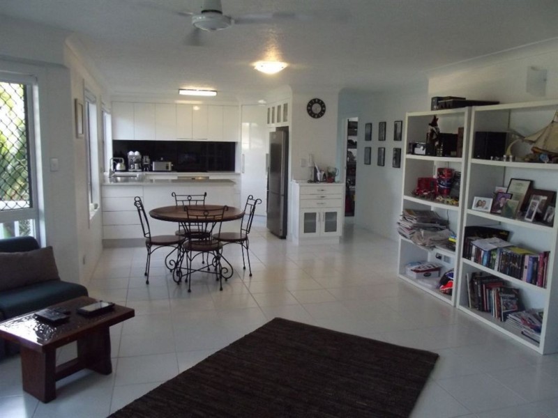 8/4 Prudhoe Street, East Mackay QLD 4740