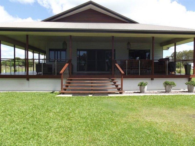 92555 Bruce Highway, Chelona QLD 4740