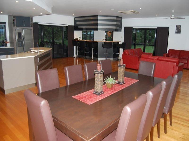 92555 Bruce Highway, Chelona QLD 4740