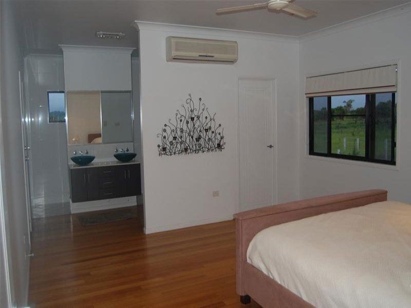 92555 Bruce Highway, Chelona QLD 4740