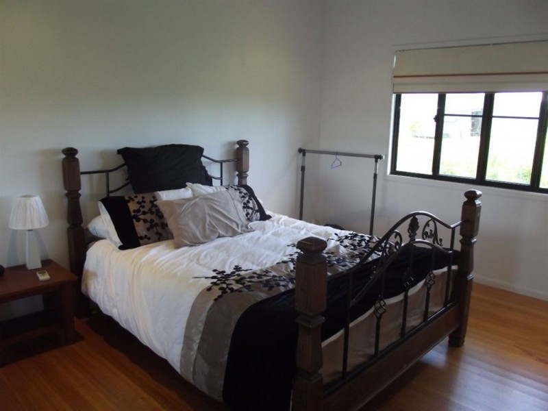 92555 Bruce Highway, Chelona QLD 4740