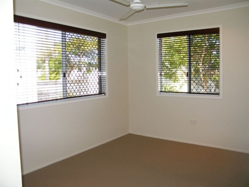 15 Bridge Road, East Mackay QLD 4740