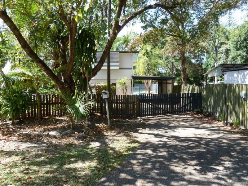 15 Cook Street, Bucasia QLD 4750