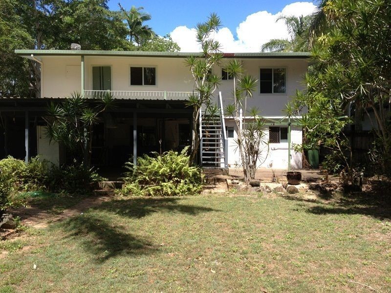 15 Cook Street, Bucasia QLD 4750