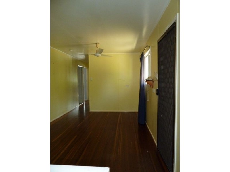 15 Cook Street, Bucasia QLD 4750