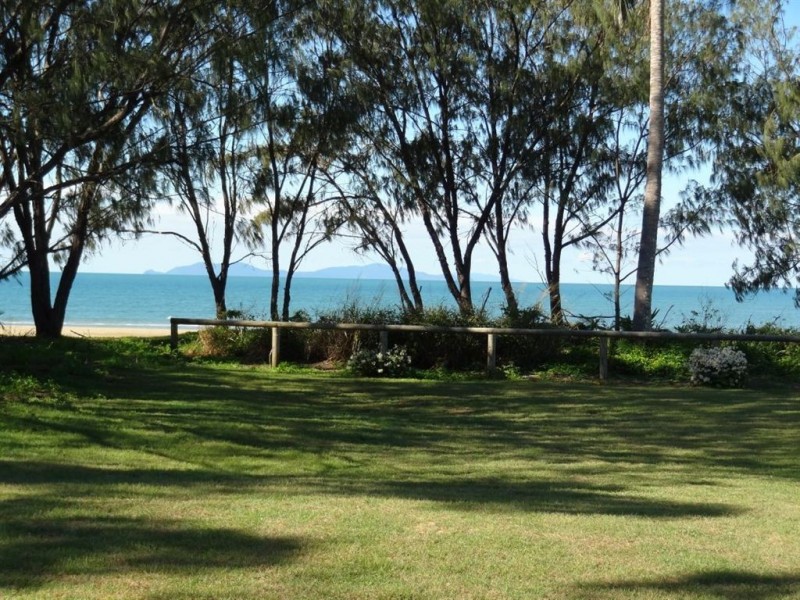 14/4 Bourke Street, Blacks Beach QLD 4740