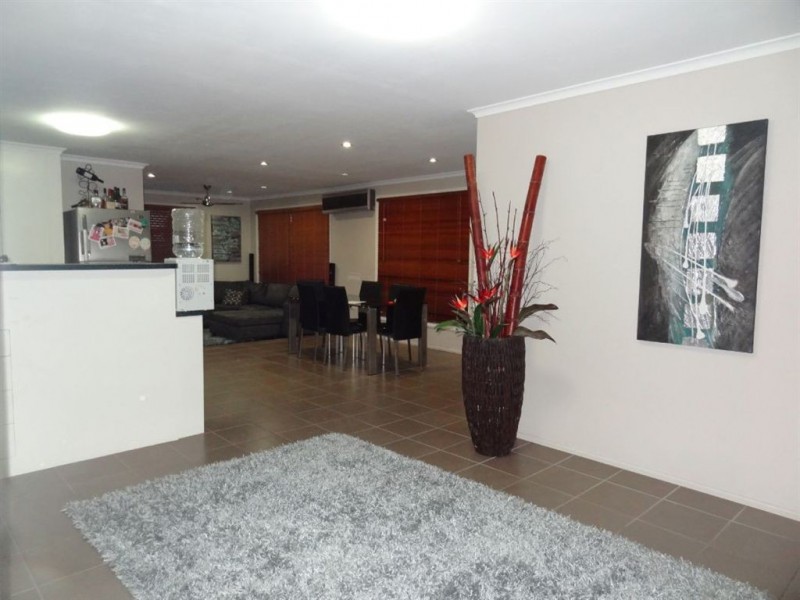 318 Bedford Road, Andergrove QLD 4740