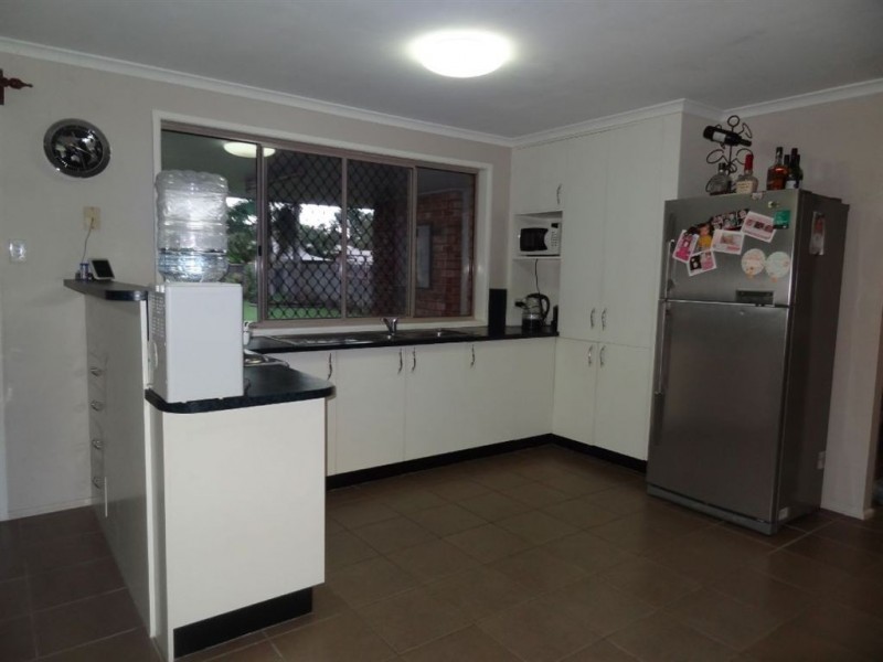 318 Bedford Road, Andergrove QLD 4740