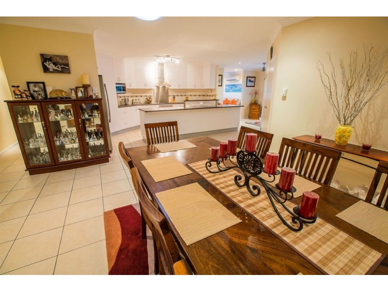 8 Turtle Place, Blacks Beach QLD 4740