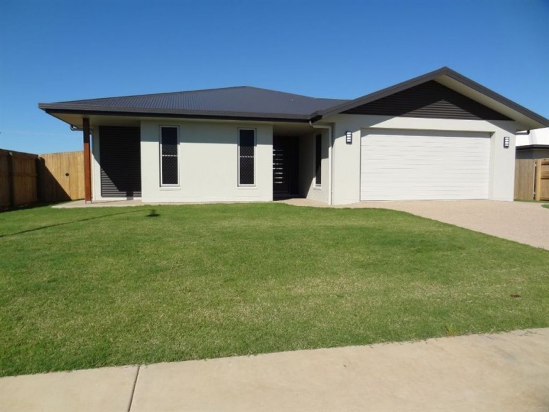 51 Botanical Drive, Ooralea QLD 4740