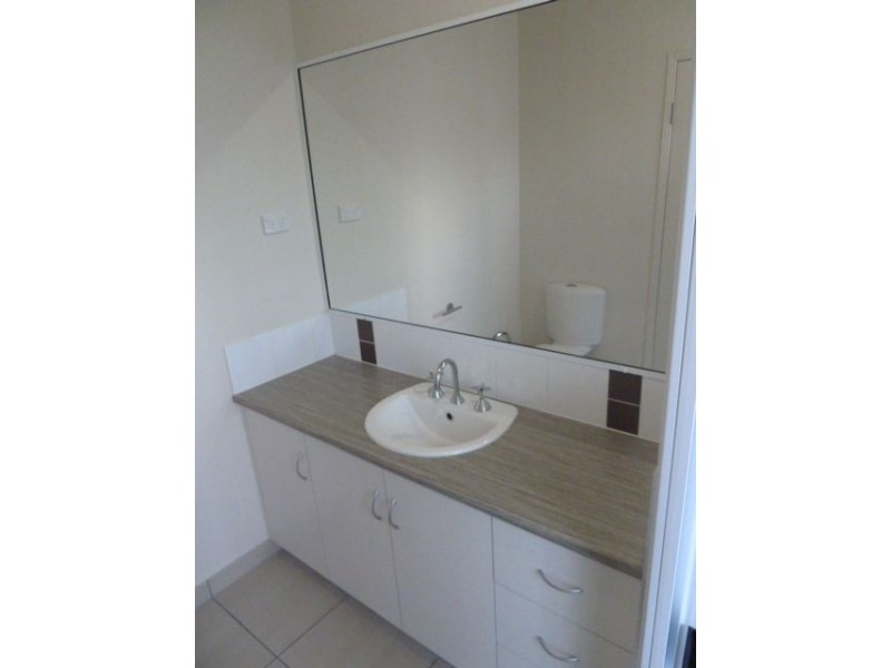 1/13 Bilgola Place, Blacks Beach QLD 4740