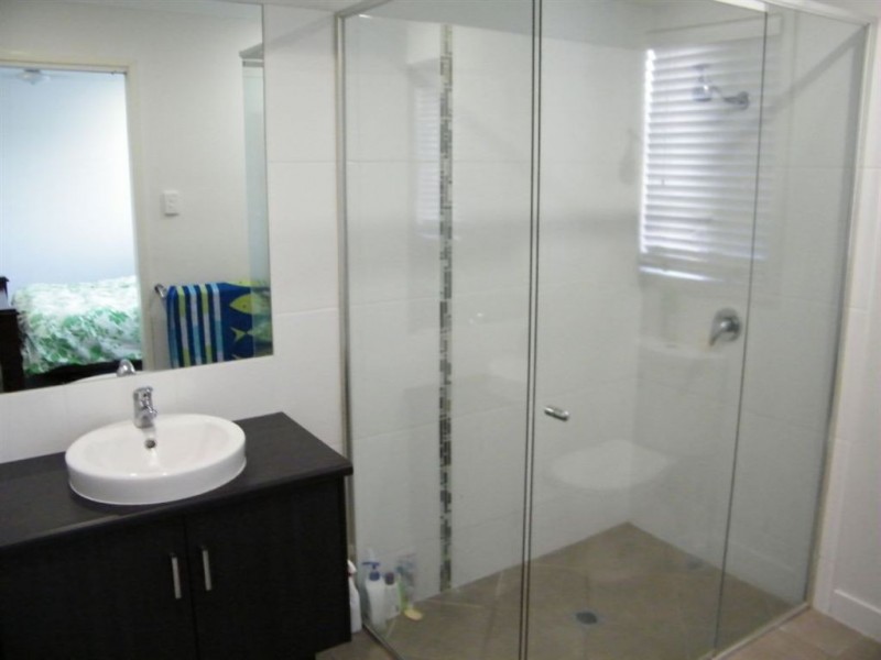 16 Ashton Place, Ooralea QLD 4740