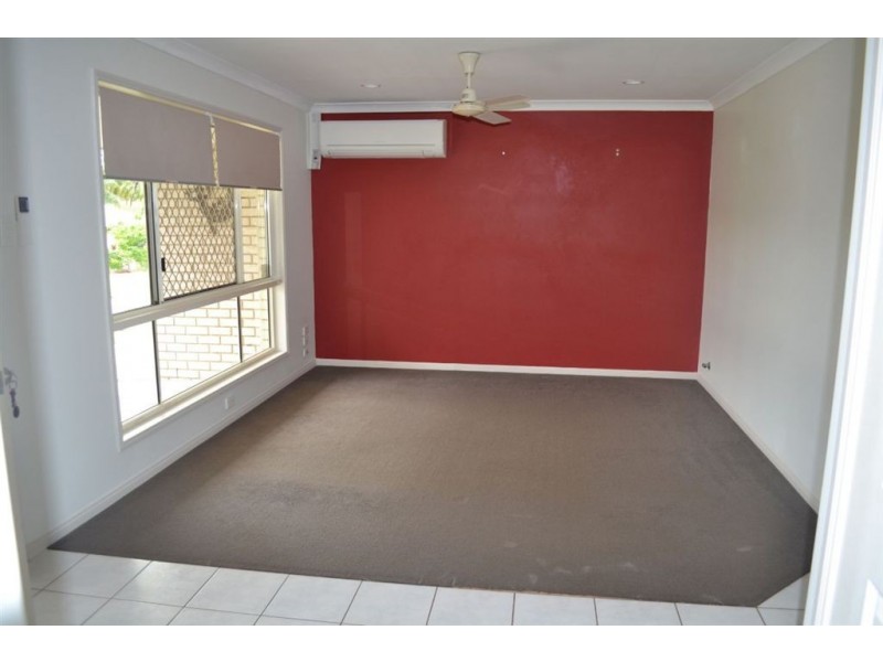 17 Botha Street, Blacks Beach QLD 4740