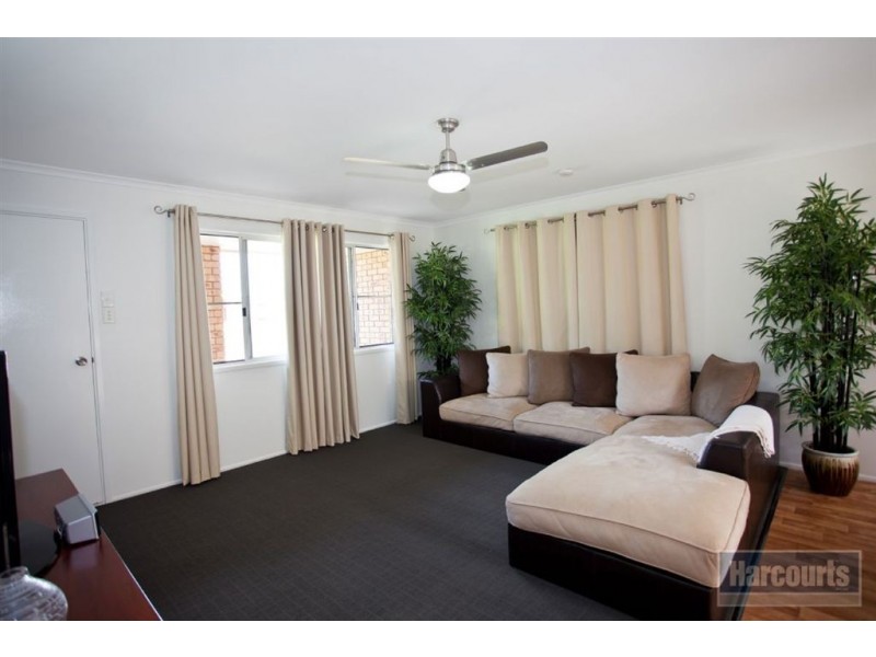 11 Grevillea Drive, Glenella QLD 4740