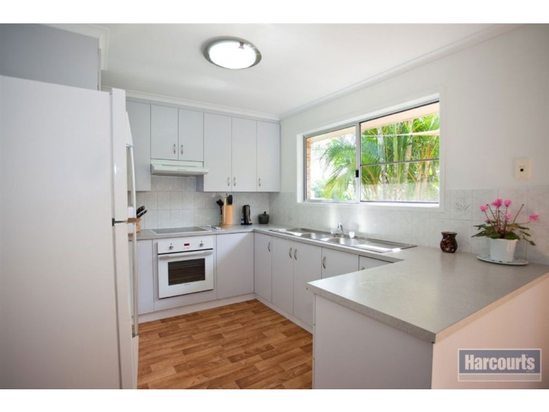 11 Grevillea Drive, Glenella QLD 4740