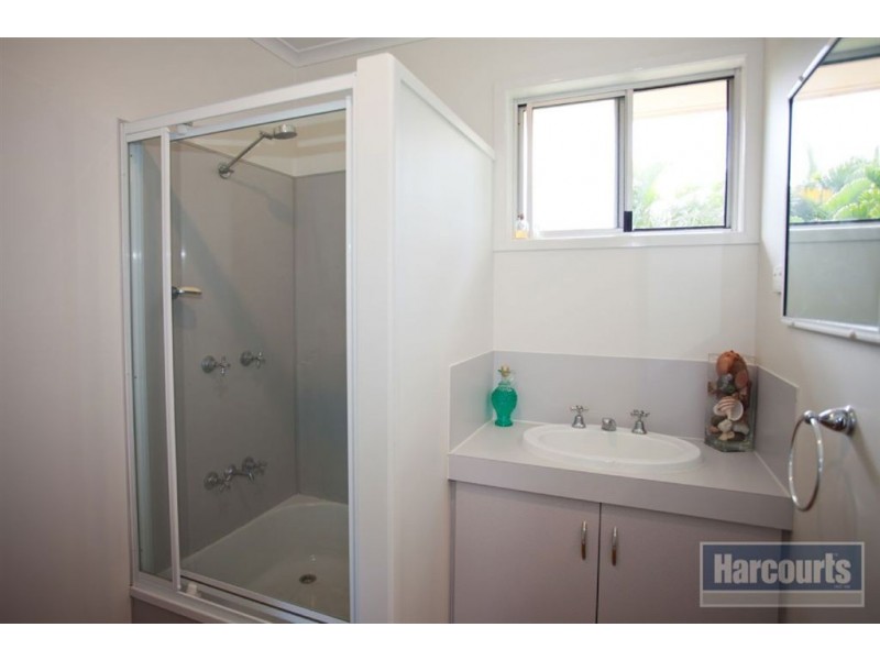 11 Grevillea Drive, Glenella QLD 4740