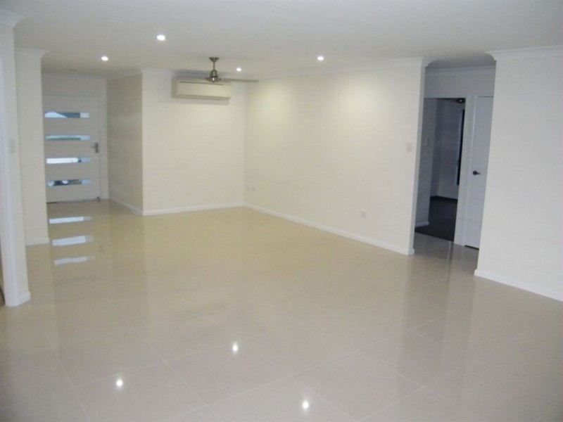 6 Bensara Crescent, Beaconsfield QLD 4740