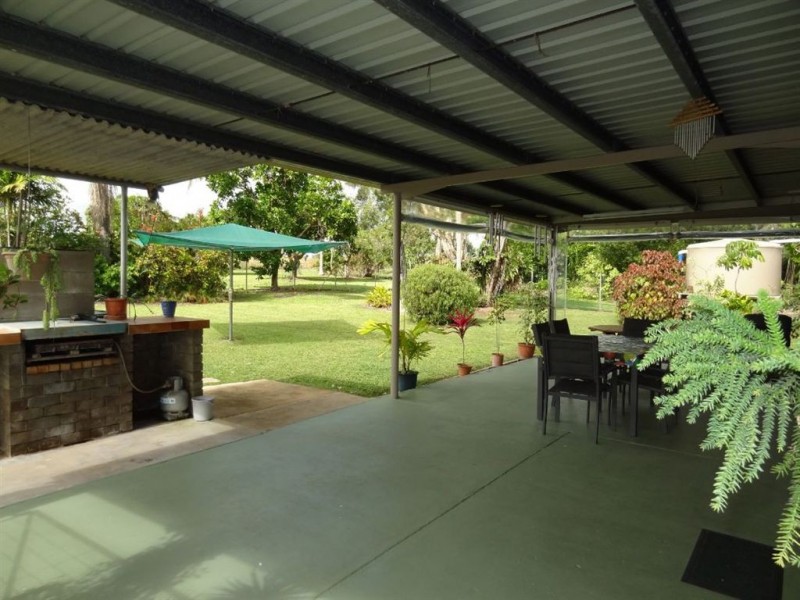 3 Scotts Road, Walkerston QLD 4751