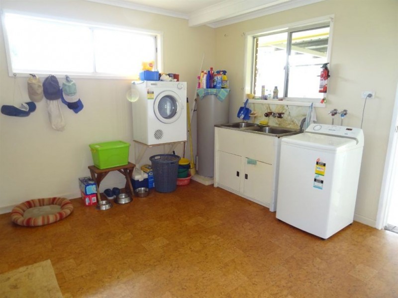 3 Scotts Road, Walkerston QLD 4751