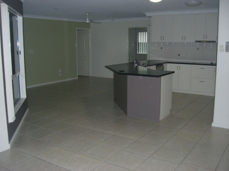 41 Spinnaker Way, Bucasia QLD 4750