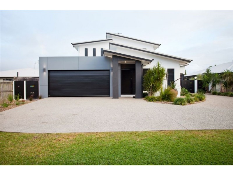 5 Woodroffe Place, Glenella QLD 4740