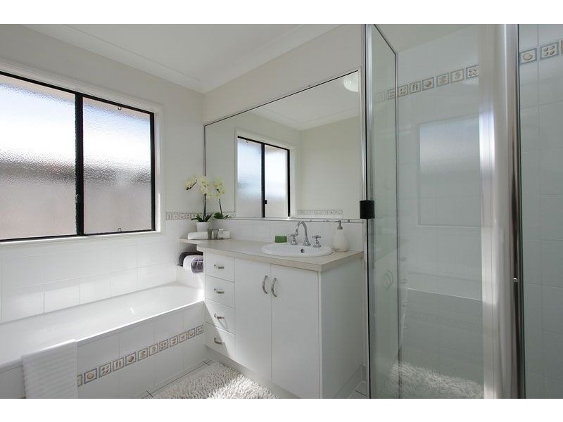 13 Monash Way, Ooralea QLD 4740