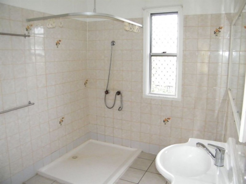 8 Donaldson Street, West Mackay QLD 4740