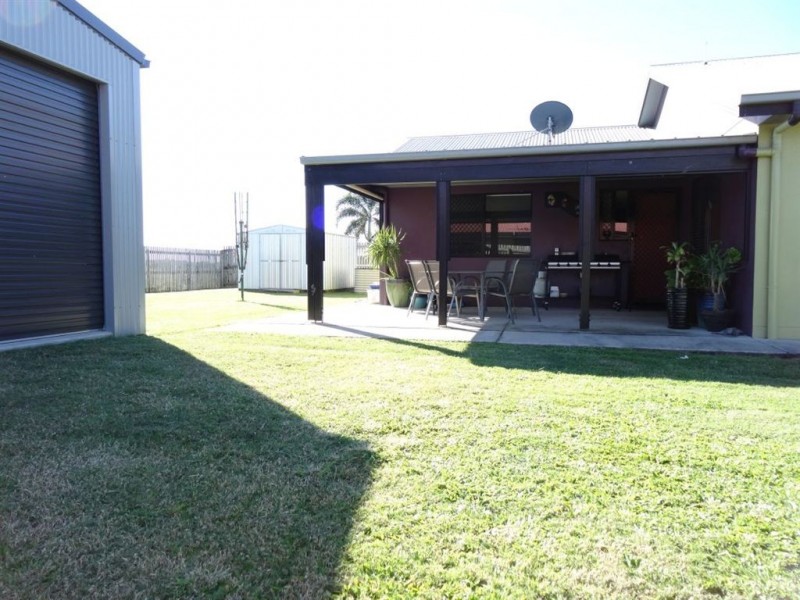 12 Culloden Place, Beaconsfield QLD 4740