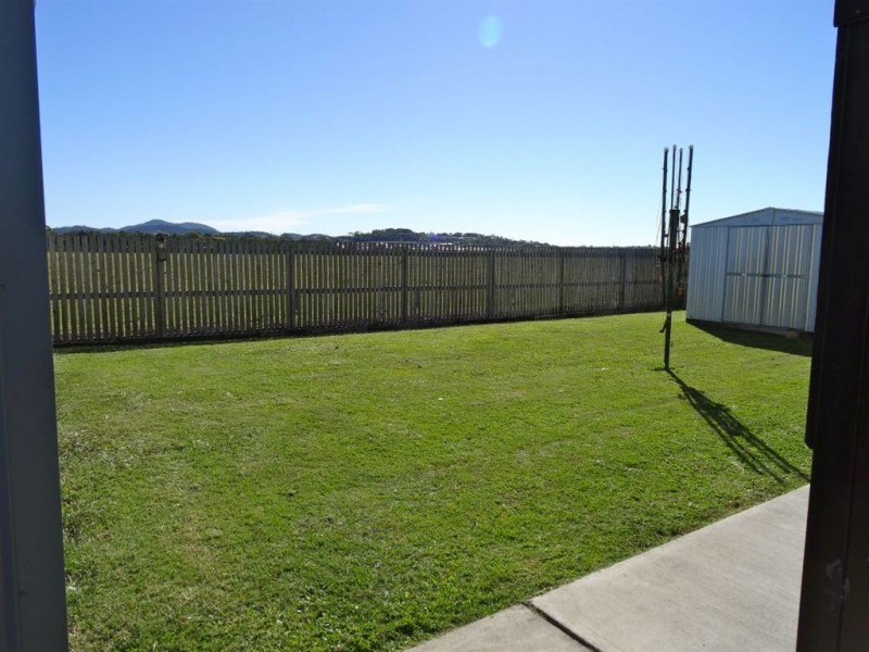 12 Culloden Place, Beaconsfield QLD 4740