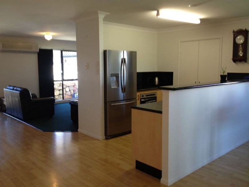 12 Culloden Place, Beaconsfield QLD 4740