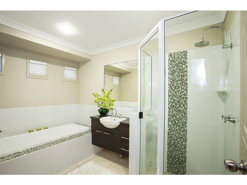 16 Argos Street, Ooralea QLD 4740