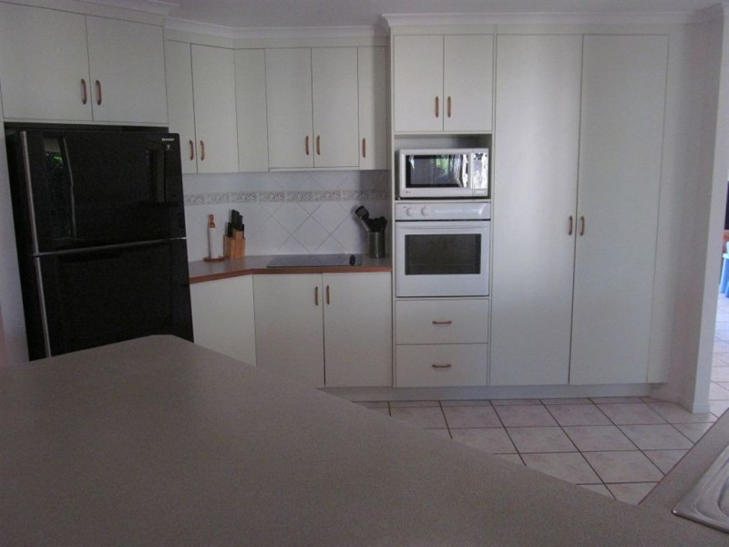 19 Prudhoe Street, East Mackay QLD 4740