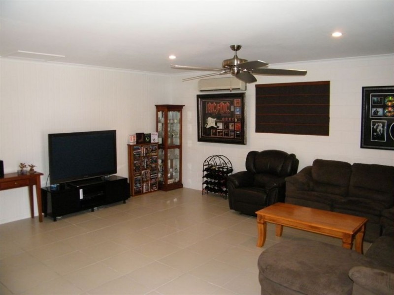 19 Prudhoe Street, East Mackay QLD 4740