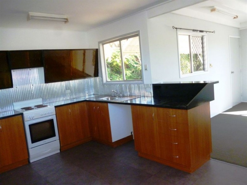 18 Digby Street, East Mackay QLD 4740