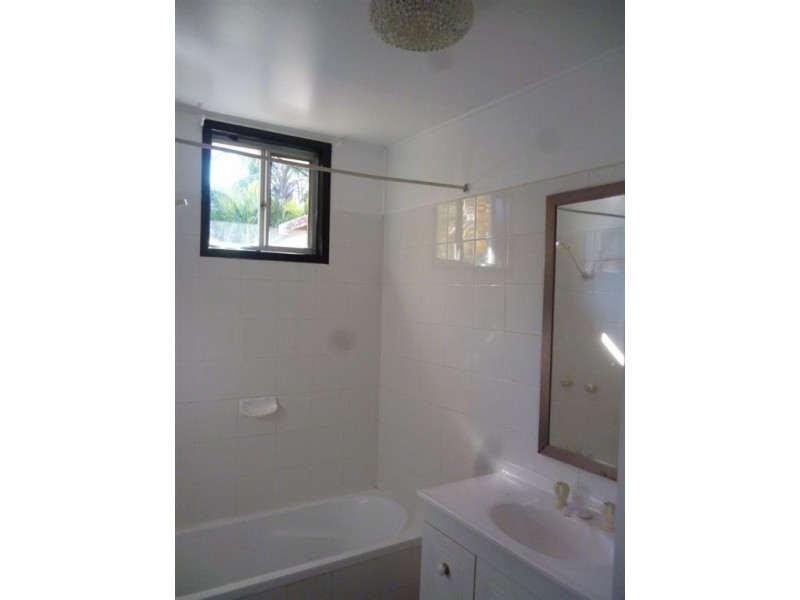 18 Digby Street, East Mackay QLD 4740