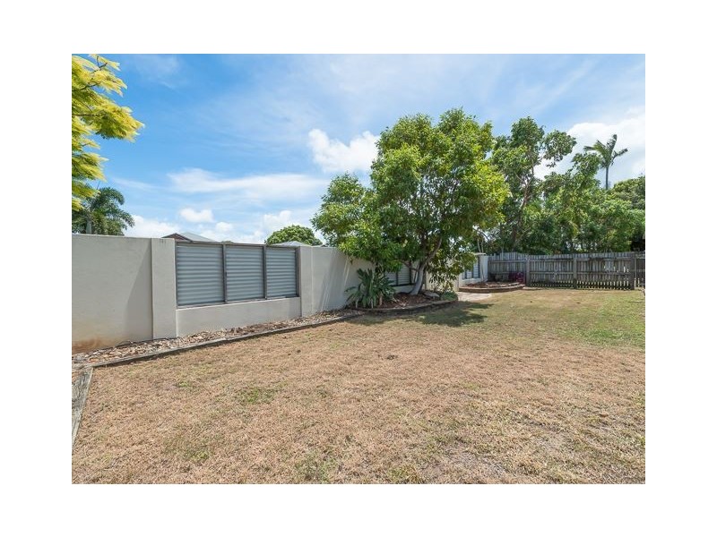 15 Bridge Road, East Mackay QLD 4740