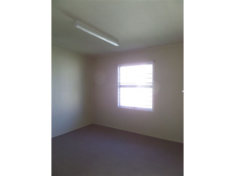 30a Brisbane St, South Mackay QLD 4740