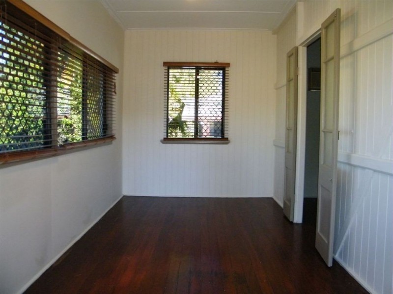 3 Banksia Avenue, Andergrove QLD 4740