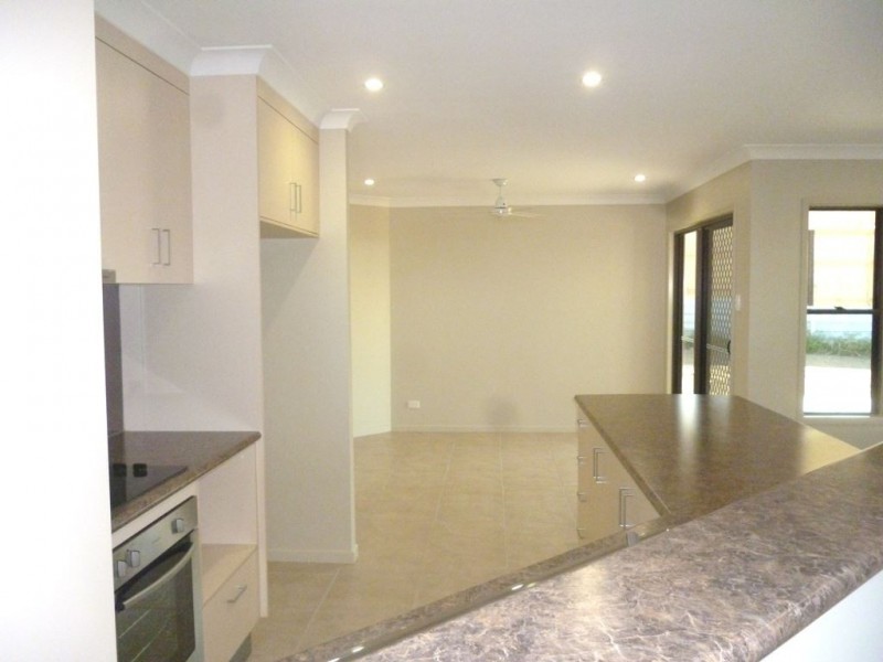 31 Kerrisdale Crescent, Beaconsfield QLD 4740